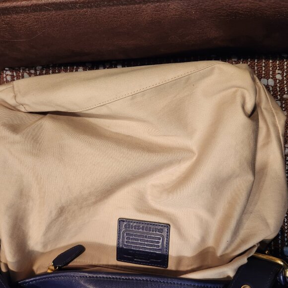 Coach Legacy Leather Large Duffle Horsebit Closure - PURPLE - EUC - Picture 8 of 12